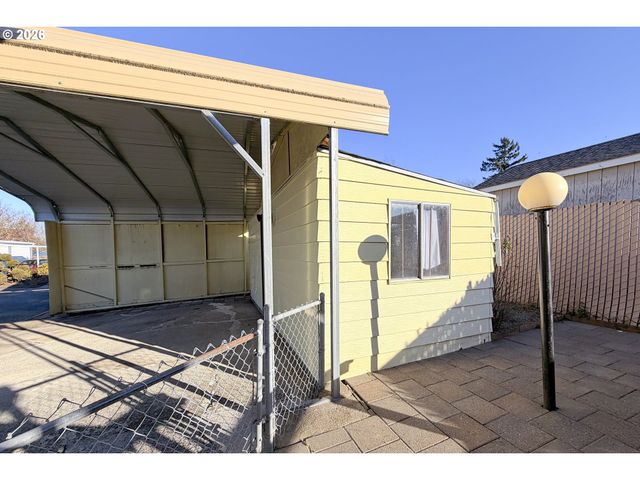 900 Ne FRANCIS Ave, Gresham, OR 97030