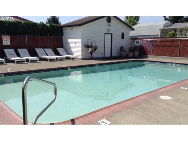 900 Ne FRANCIS Ave, Gresham, OR 97030