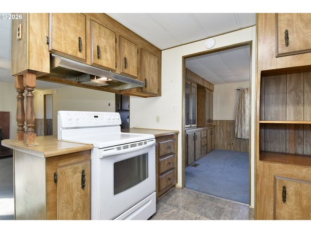 900 Ne FRANCIS Ave, Gresham, OR 97030