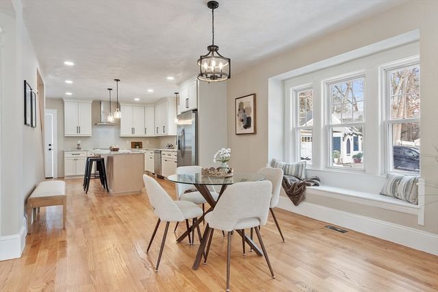 42 N Worcester Ave, Worcester, MA 01606