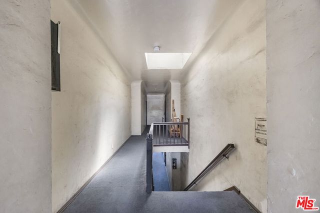 2717 S Budlong Avenue, Los Angeles, CA 90007