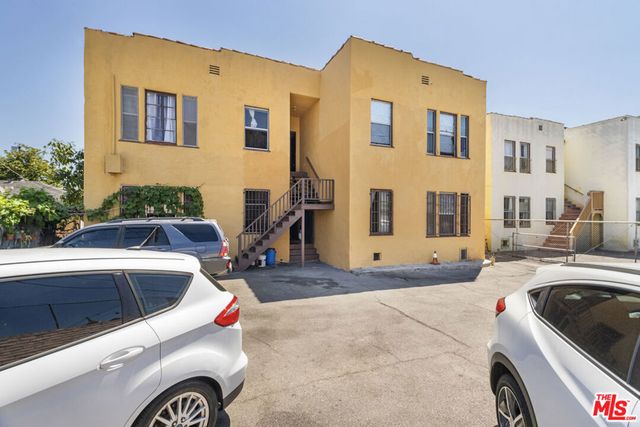2717 S Budlong Avenue, Los Angeles, CA 90007