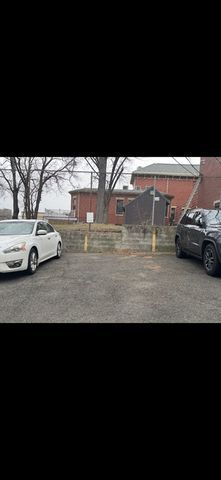 404 Meridian Street 4, Boston, MA 02128