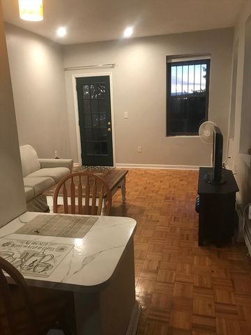 404 Meridian Street 4, Boston, MA 02128