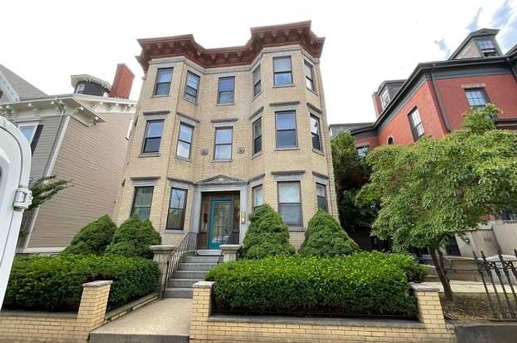 404 Meridian Street 4, Boston, MA 02128