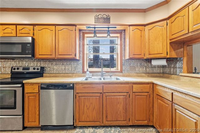 5605 Macgregor Court, Fayetteville, NC 28304