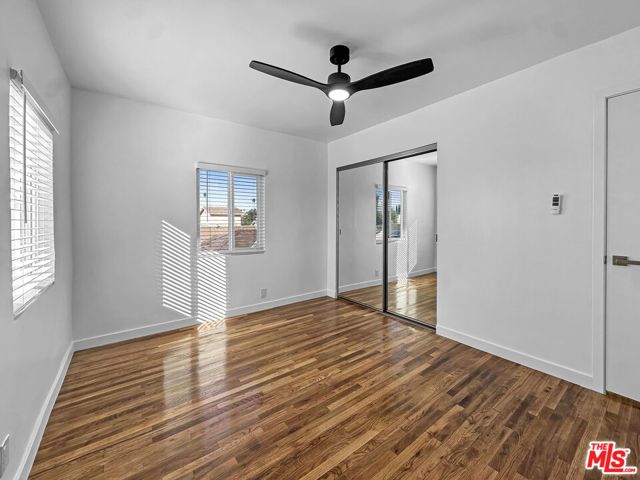 211 E 81st Street, Los Angeles, CA 90003