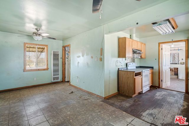 45611 250th Street, Lancaster, CA 93535