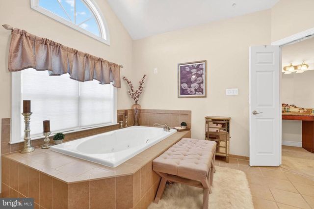 13803 LEAMAN FARM RD, Boyds, MD 20841