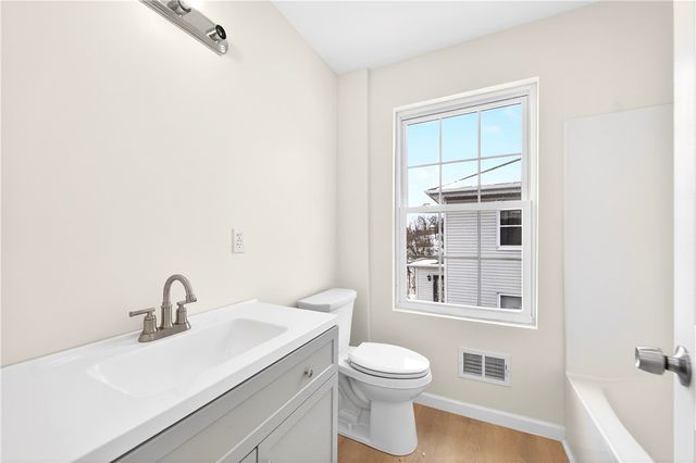 3 PIONEER AVENUE, Ross Twp, PA 15229