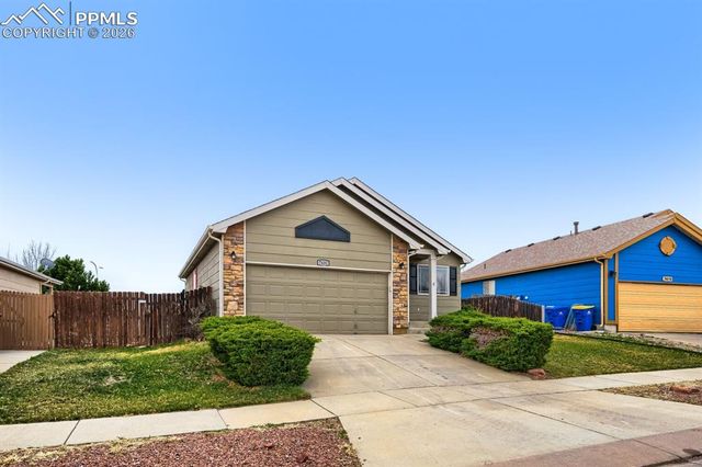 7431 Willowind Drive, Colorado Springs, CO 80922