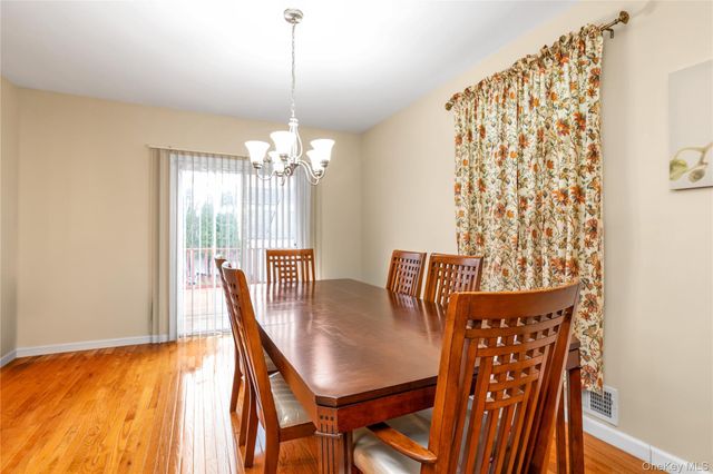 92-24 219th Street, Queens Village, NY 11428