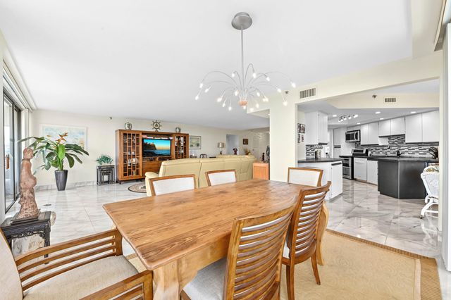 1900 Consulate Place 604, West Palm Beach, FL 33401