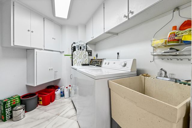 1900 Consulate Place 604, West Palm Beach, FL 33401