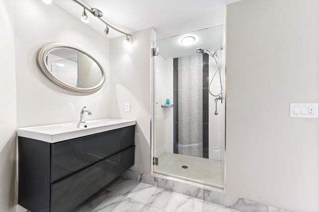 1900 Consulate Place 604, West Palm Beach, FL 33401