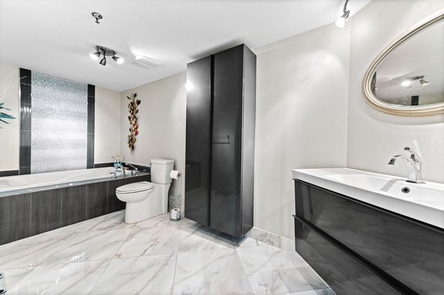 1900 Consulate Place 604, West Palm Beach, FL 33401