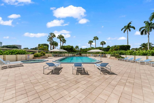 1900 Consulate Place 604, West Palm Beach, FL 33401