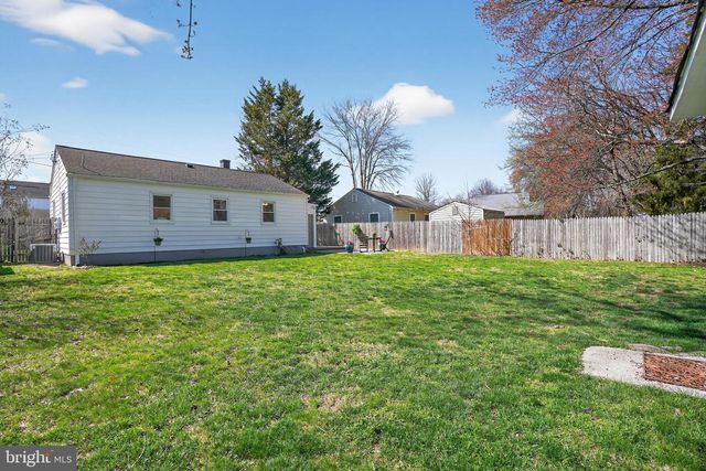 3206 CAMPBELL DR, Alexandria, VA 22303