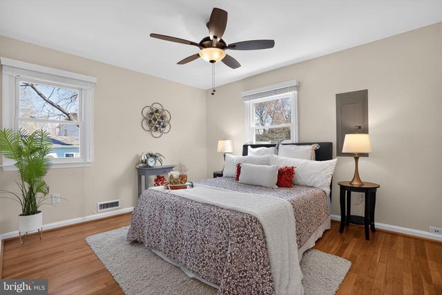 3206 CAMPBELL DR, Alexandria, VA 22303