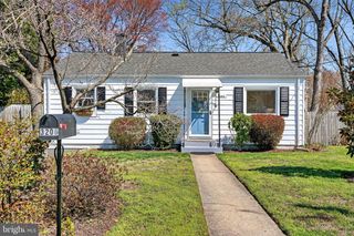 3206 CAMPBELL DR, Alexandria, VA 22303