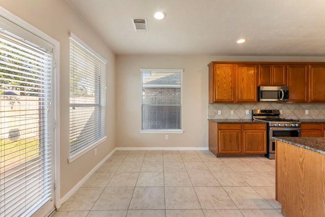 4318 Countrycrossing Drive, Spring, TX 77388