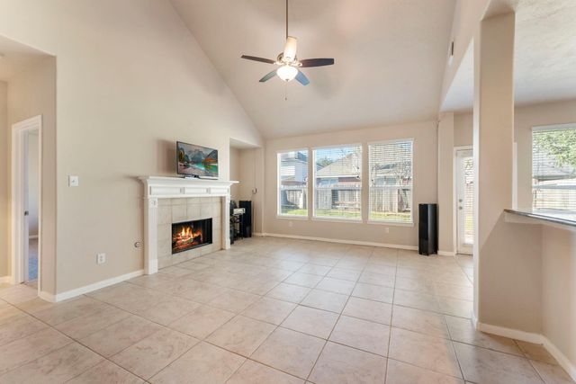 4318 Countrycrossing Drive, Spring, TX 77388