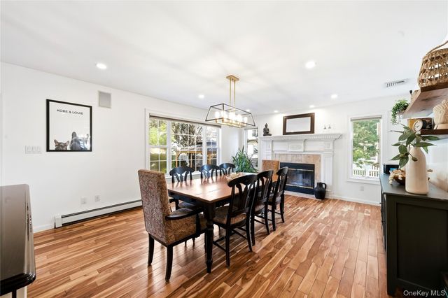 1536 Winganhauppauge Road, Islip, NY 11751