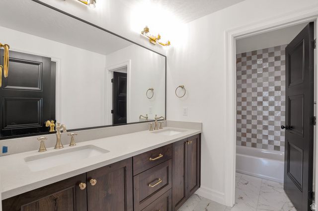 5 W SUMMERHILL LN, Centerville, UT 84014