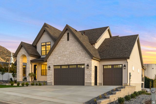 5 W SUMMERHILL LN, Centerville, UT 84014