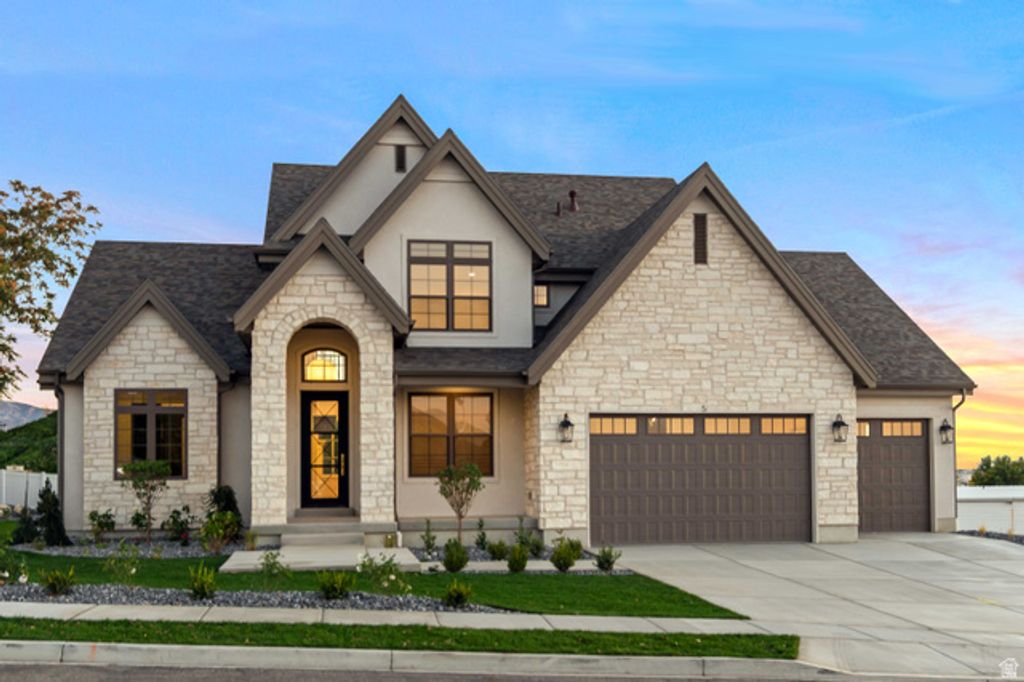 5 W SUMMERHILL LN, Centerville, UT 84014