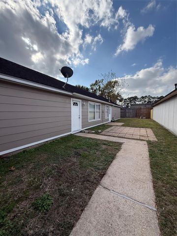 13810 Northlake Drive, Houston, TX 77049