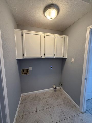 13810 Northlake Drive, Houston, TX 77049