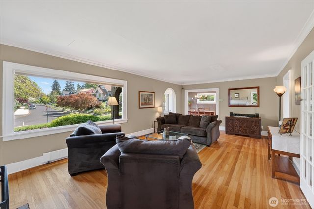258 N Forest Street, Bellingham, WA 98225