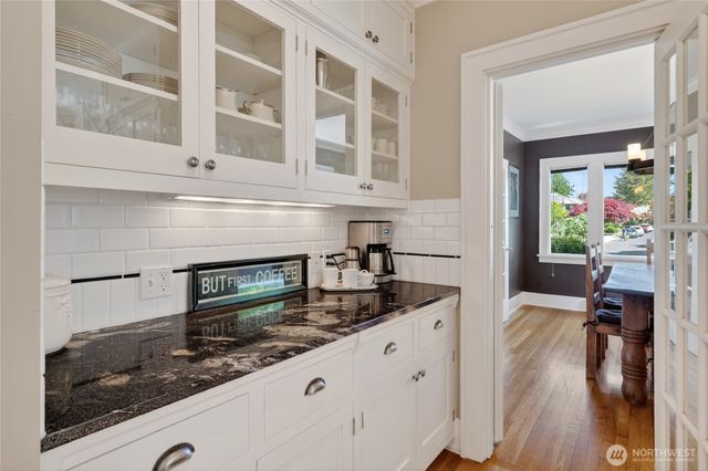 258 N Forest Street, Bellingham, WA 98225