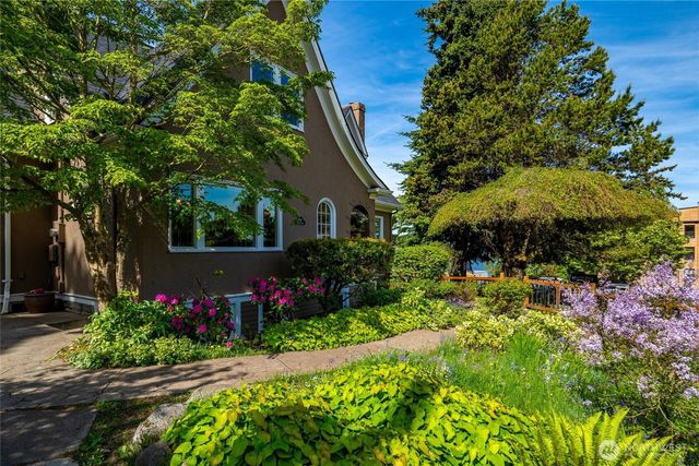 258 N Forest Street, Bellingham, WA 98225