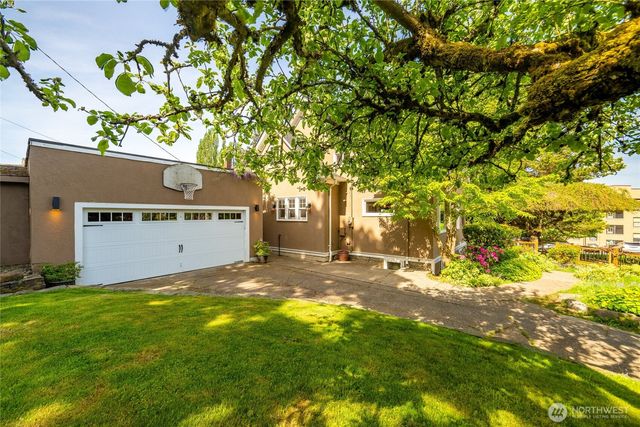 258 N Forest Street, Bellingham, WA 98225