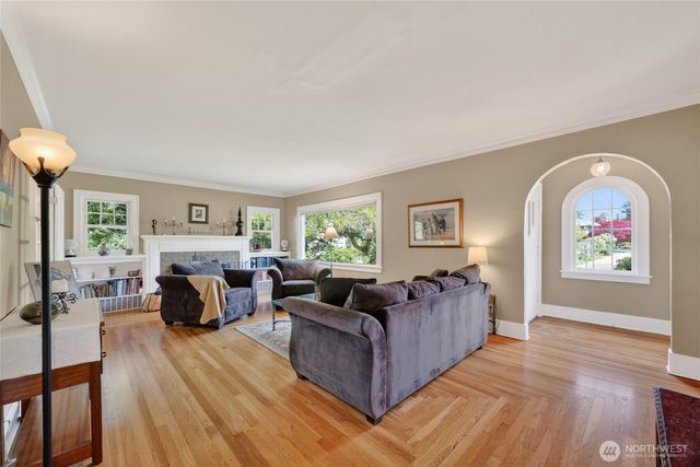 258 N Forest Street, Bellingham, WA 98225