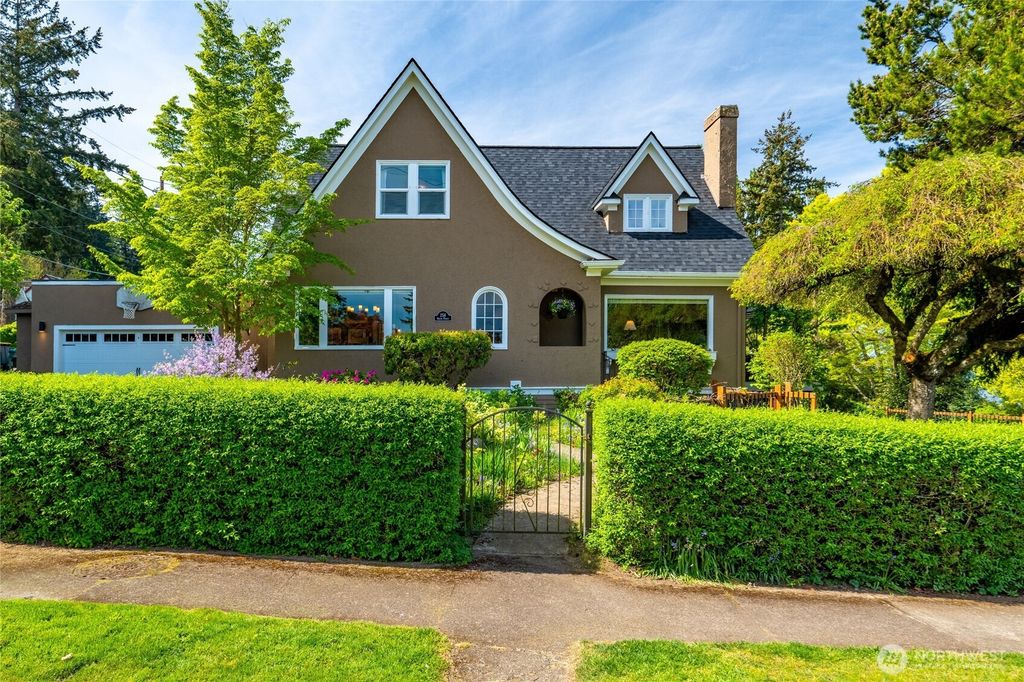 258 N Forest Street, Bellingham, WA 98225