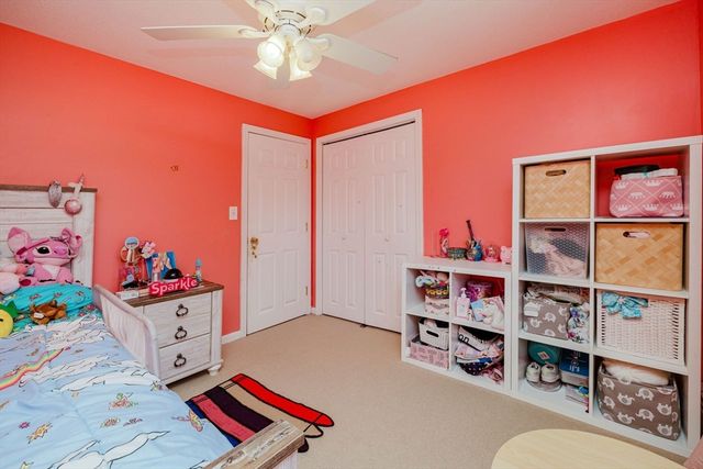 12 Sunset Dr, Milford, MA 01757