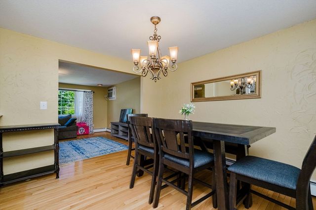 12 Sunset Dr, Milford, MA 01757
