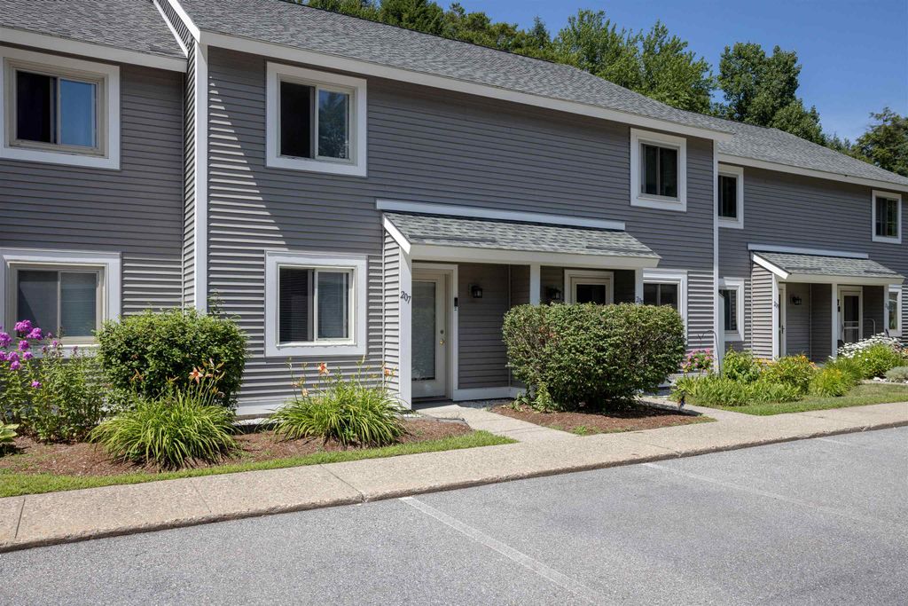 207 Sugar Tree Lane, South Burlington, VT 05403
