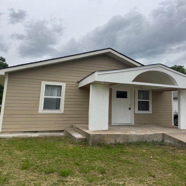 1654 N Grove Ave, Wichita, KS 67214