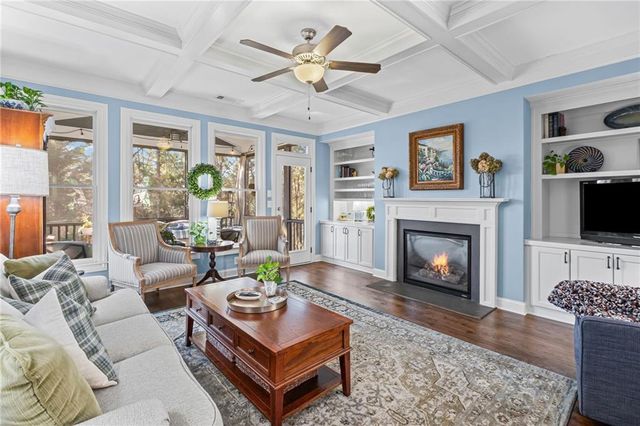 1798 Grand Oaks Drive, Woodstock, GA 30188