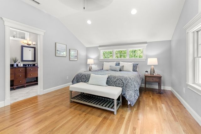 22 Timber Ln, Topsfield, MA 01983