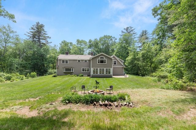 22 Timber Ln, Topsfield, MA 01983