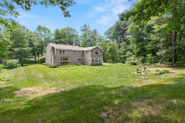 22 Timber Ln, Topsfield, MA 01983