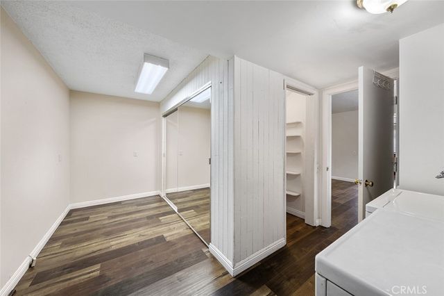 23850 Via Jacara, Valencia, CA 91355