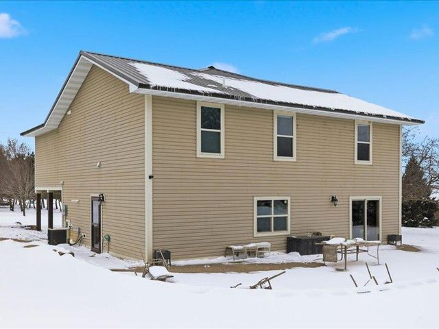 2236 Highway 65 2, Mora, MN 55051