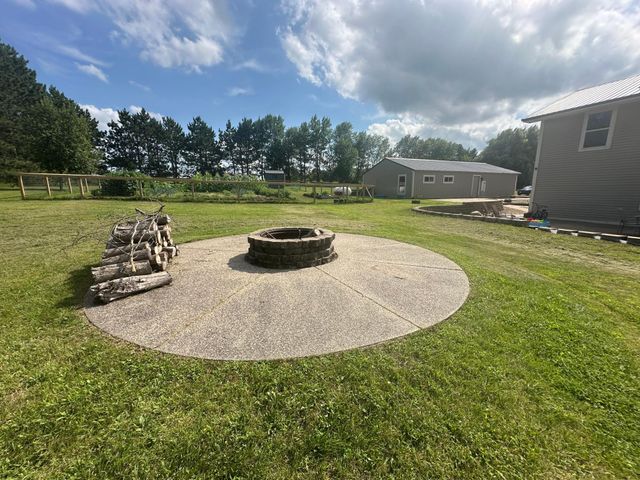 2236 Highway 65 2, Mora, MN 55051