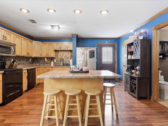 2236 Highway 65 2, Mora, MN 55051